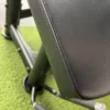 Láberősítő gép - fekvő lábhajlítás (Leg Curl)